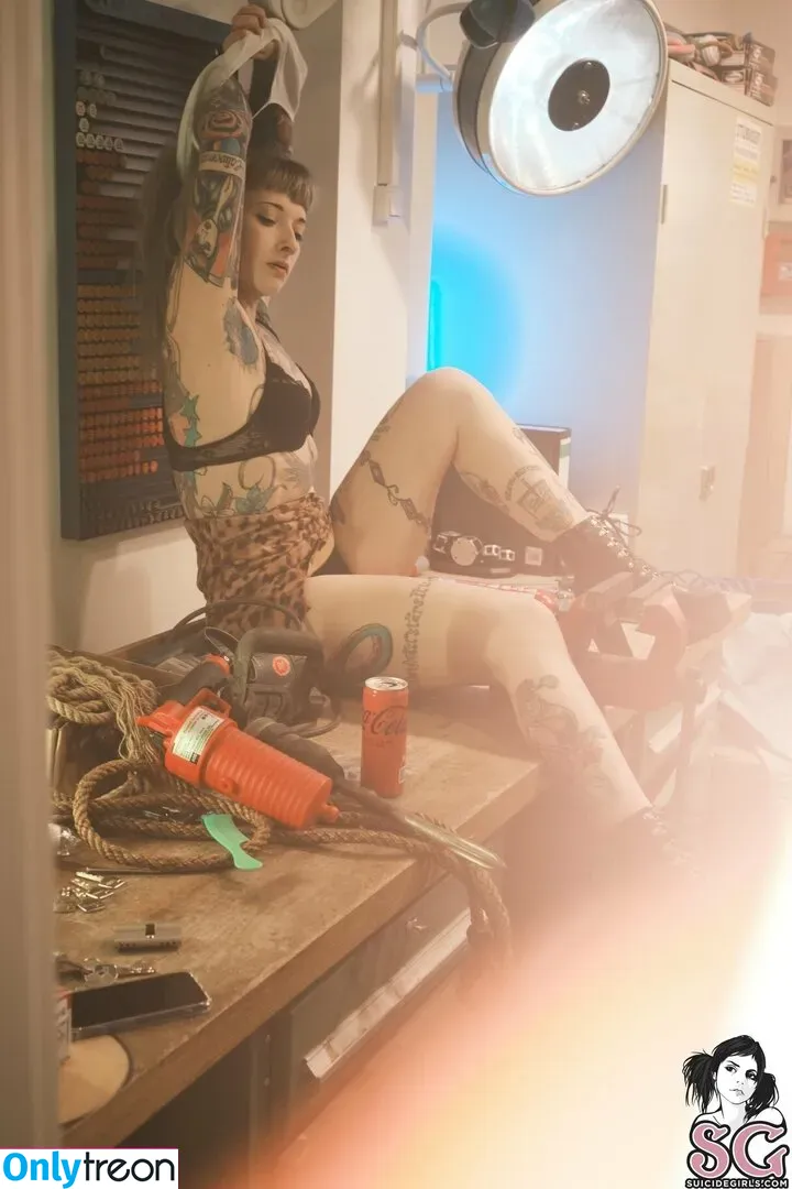 hopefulsuicidegirls nude photo #0103 (hopefulsuicidegirls)