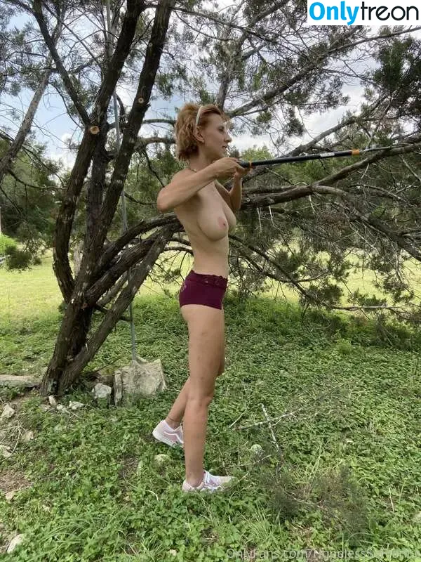 hopelesssofrantic nude photo #1873 (hopelesssf)