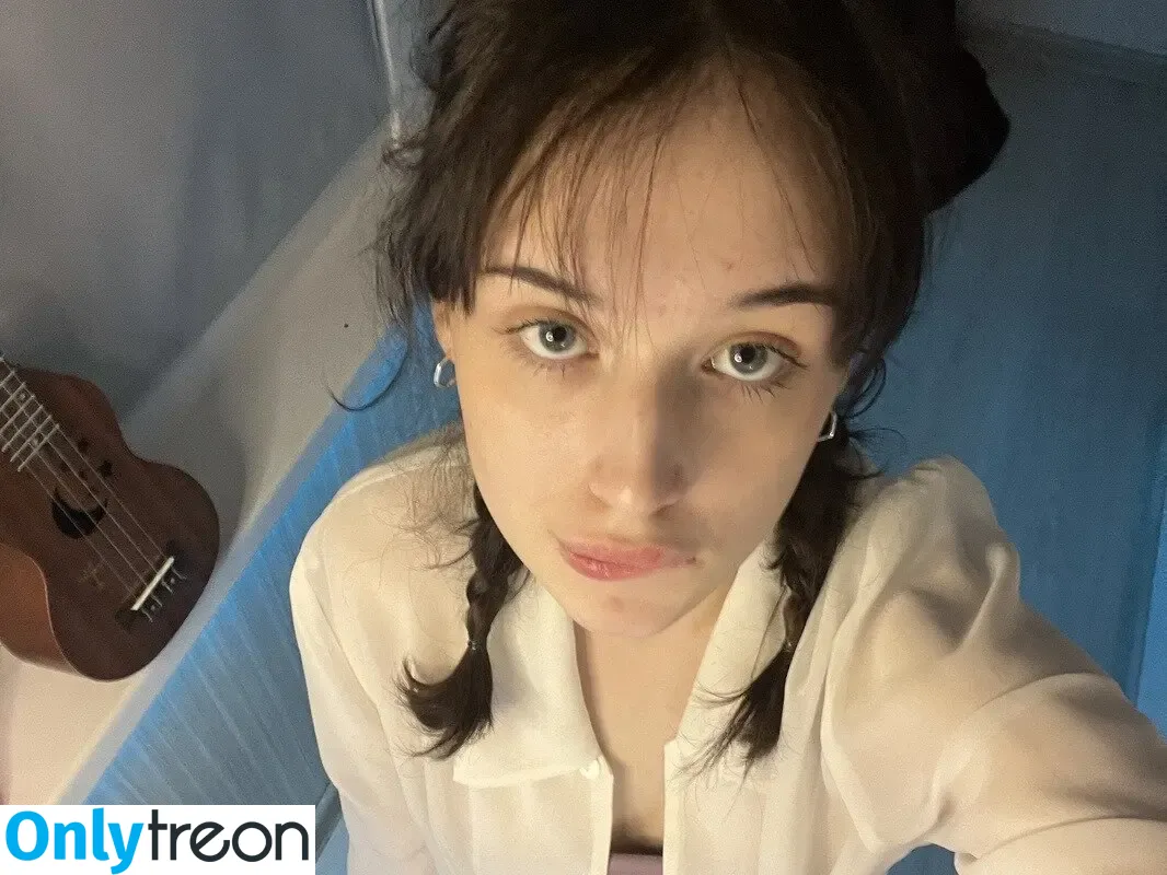 HorneyJozy nude photo #0024 (hor-neyj0zy / hor.neyjozy)