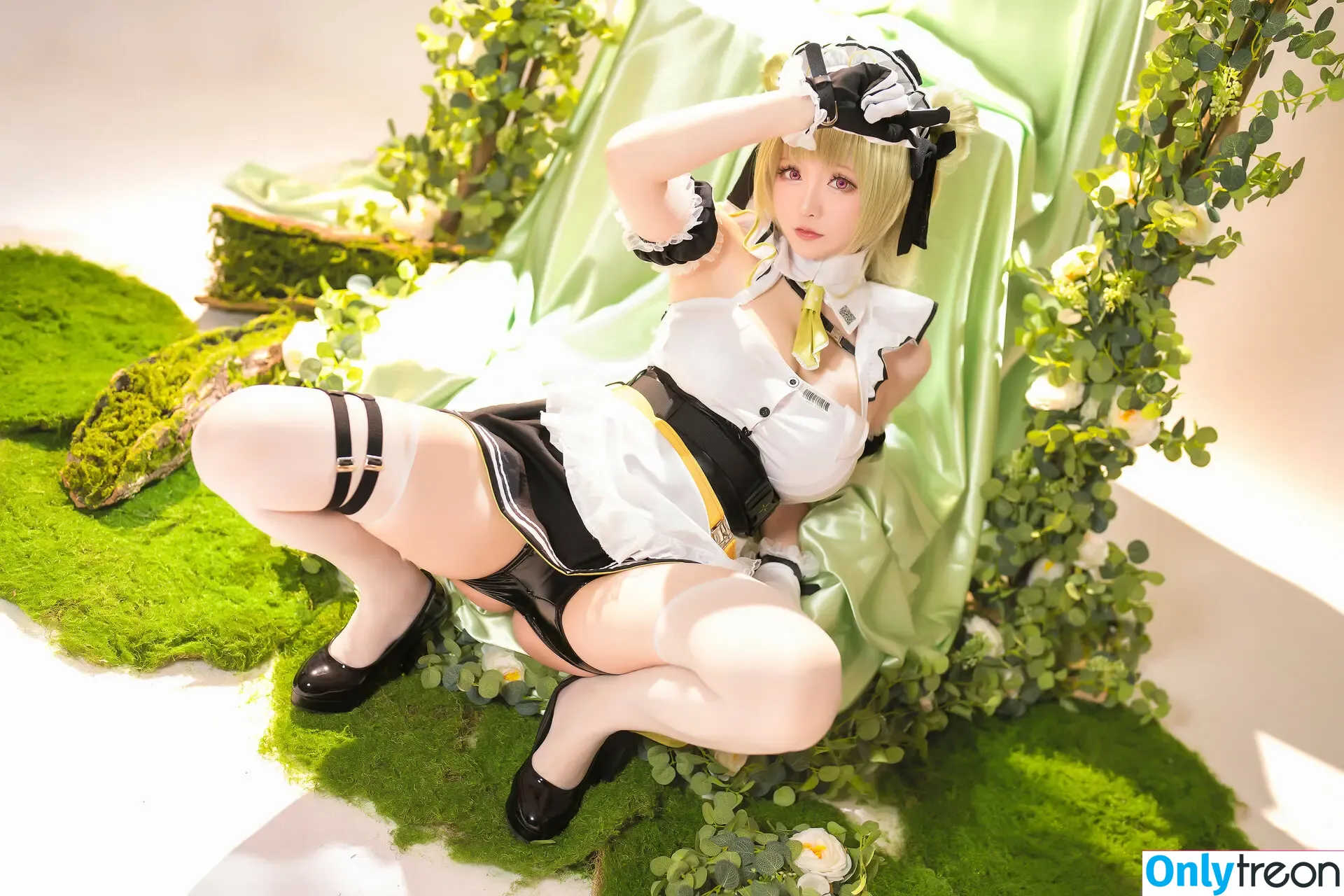 Hoshilily nude photo #0869 (hoshilily1 / hoshilily_cos / 星之迟迟)