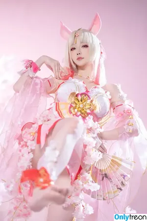 Hoshilily / hoshilily1 / hoshilily_cos / 星之迟迟 nude photo #2311