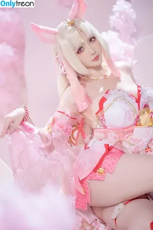 Hoshilily / hoshilily1 / hoshilily_cos / 星之迟迟 nude photo #2317