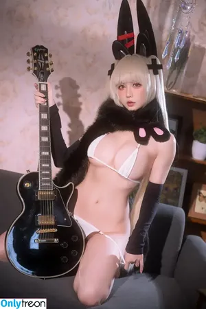 Hoshilily / hoshilily1 / hoshilily_cos / 星之迟迟 nude photo #2396