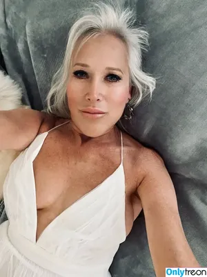 Hot Mama / MamaElectrax / mamaelectravip nude photo #0075