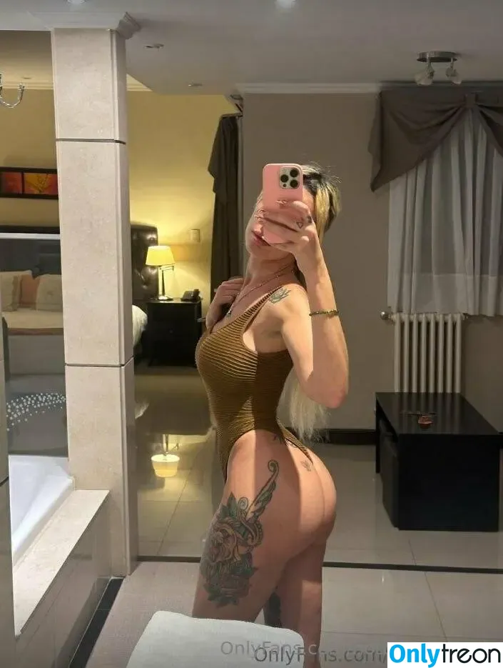 hotblondesarah nude photo #0313 (Sugardollsarah / hotsweetsarah / sarah__blonde)