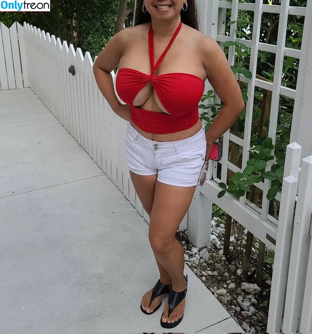 HotJade nude photo #0064 (HottyJade1 / lookie_nookie)