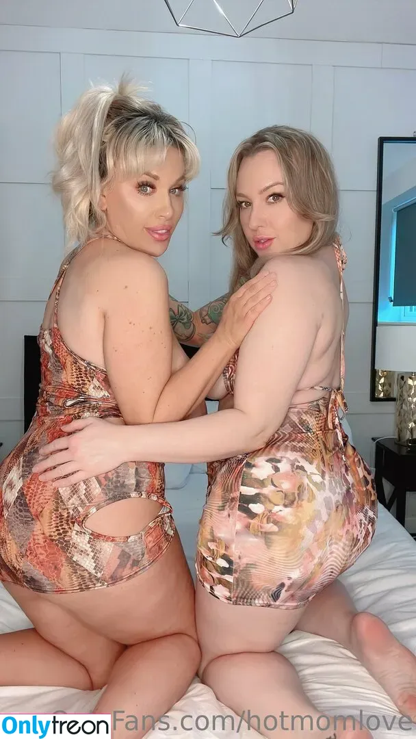 hotmomlove nude photo #0309 (Lilly and penny / hotmomlovex / pennylilylove)