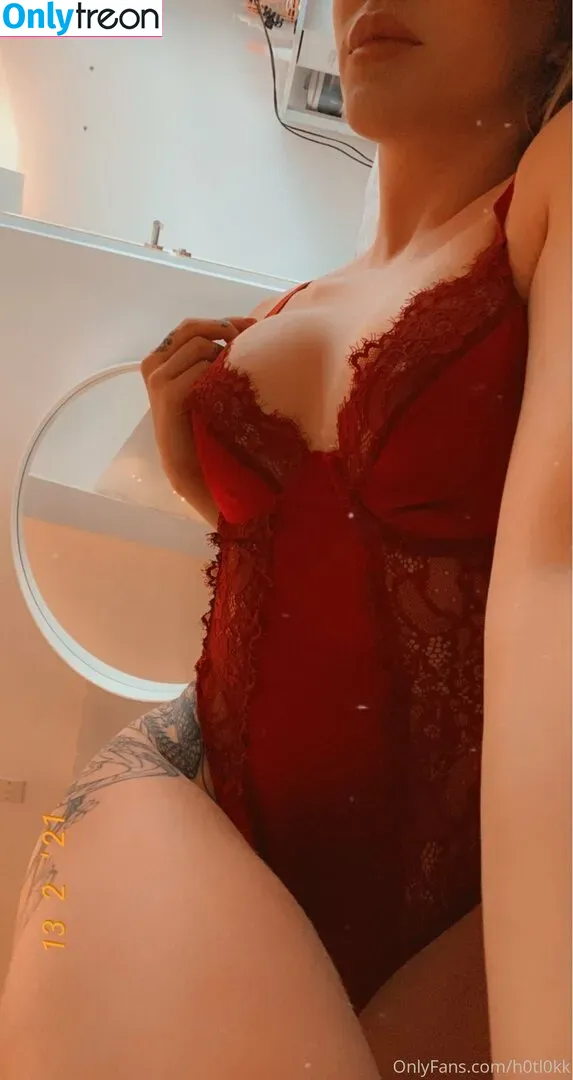 Hottlokk nude photo #0003 (Hottlokk)
