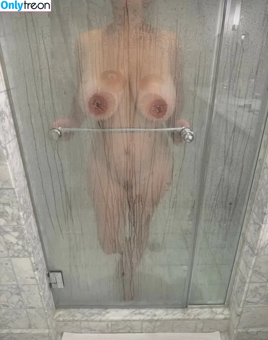 Hotwife Hayleigh nude photo #0062 (Hayosborne / befreeinva / doublelifewifey / hotwifehayley1)