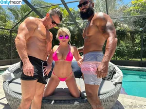 Hotwife Heidi Haze / heidihazeofficial / hotwifeheidinc / hotwifeheidinc_vip nude photo #0003