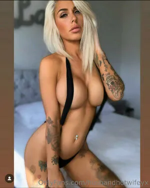 Hotwifey / Daisy Rae / Daisy15 / Daisy_Raexx / coraliedaisy_x / husbandhotwifeyx nude photo #0032