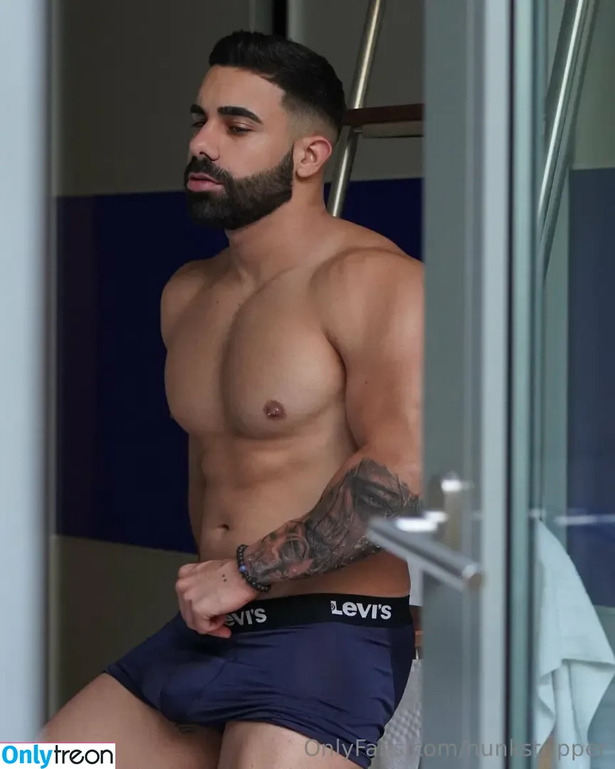 hunkstripper nude photo #0082 (hunk_stripper_21)