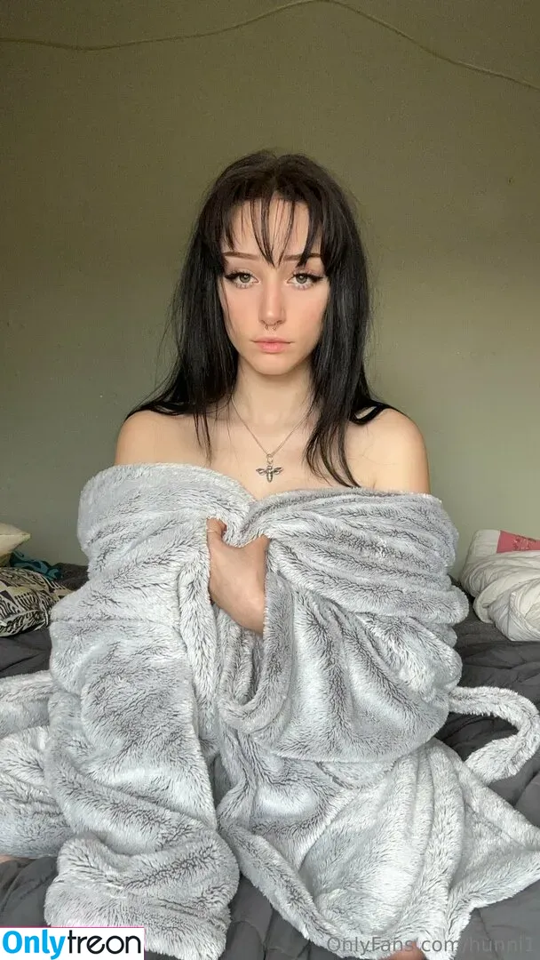 hunni1 nude photo #0163 (_hunnii)
