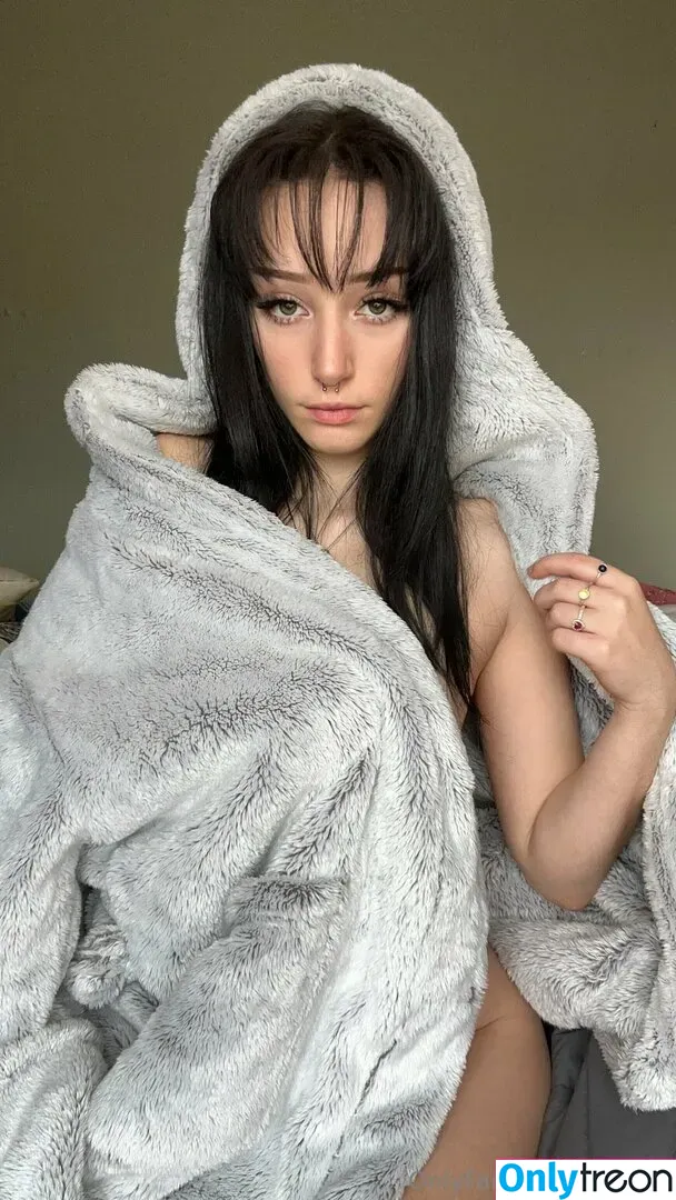 hunni1 nude photo #0168 (_hunnii)