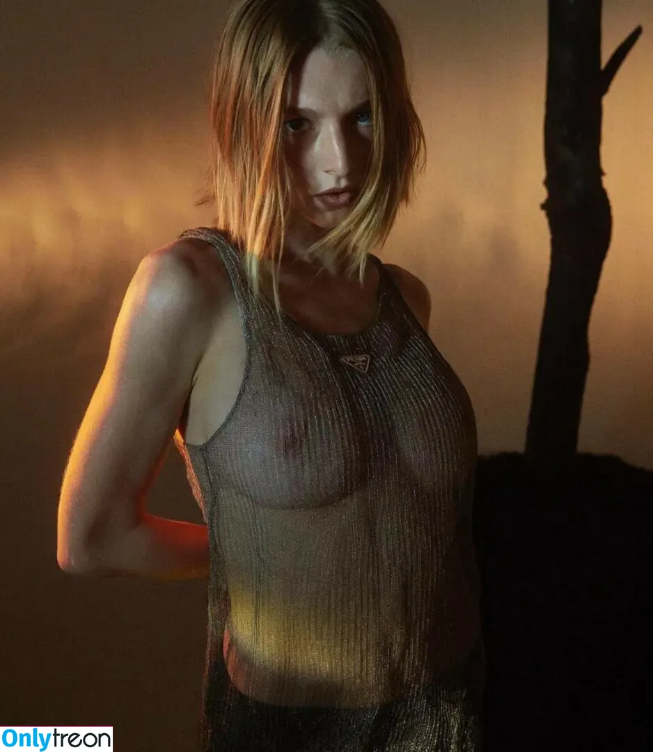 Hunter Schafer nude photo #0698 (hunterschafer)