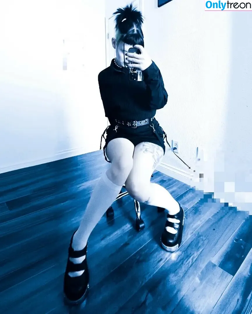 Hxrsefly nude photo #0006 (Hxrsefly)