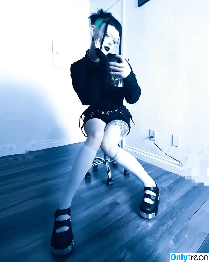 Hxrsefly nude photo #0007 (Hxrsefly)