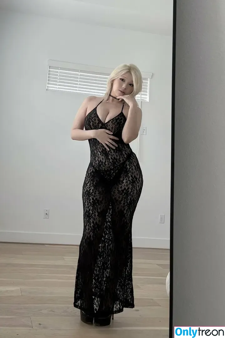 Hyoon nude photo #0300 (Aikuros)