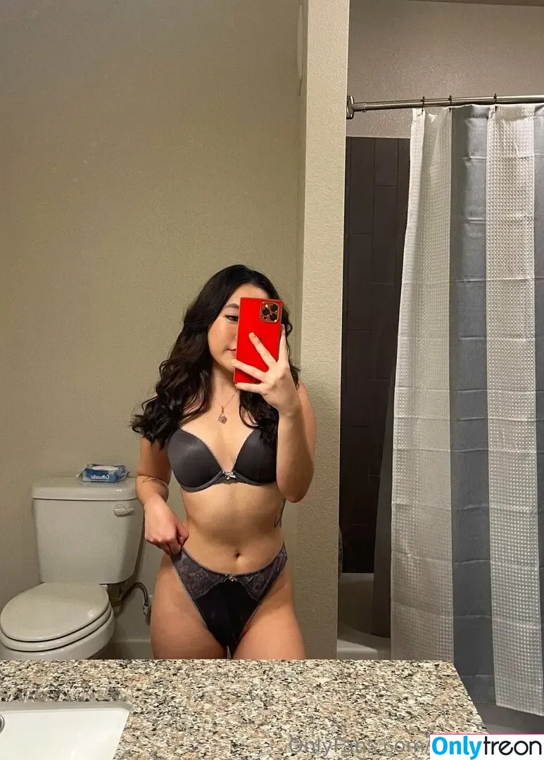 hyoridaeee nude photo #0001 (hyoridaeee)