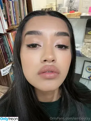  nude photo #0004