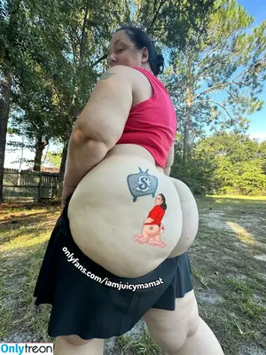 iamjuicymamat / iamjuicyjay nude photo #0002