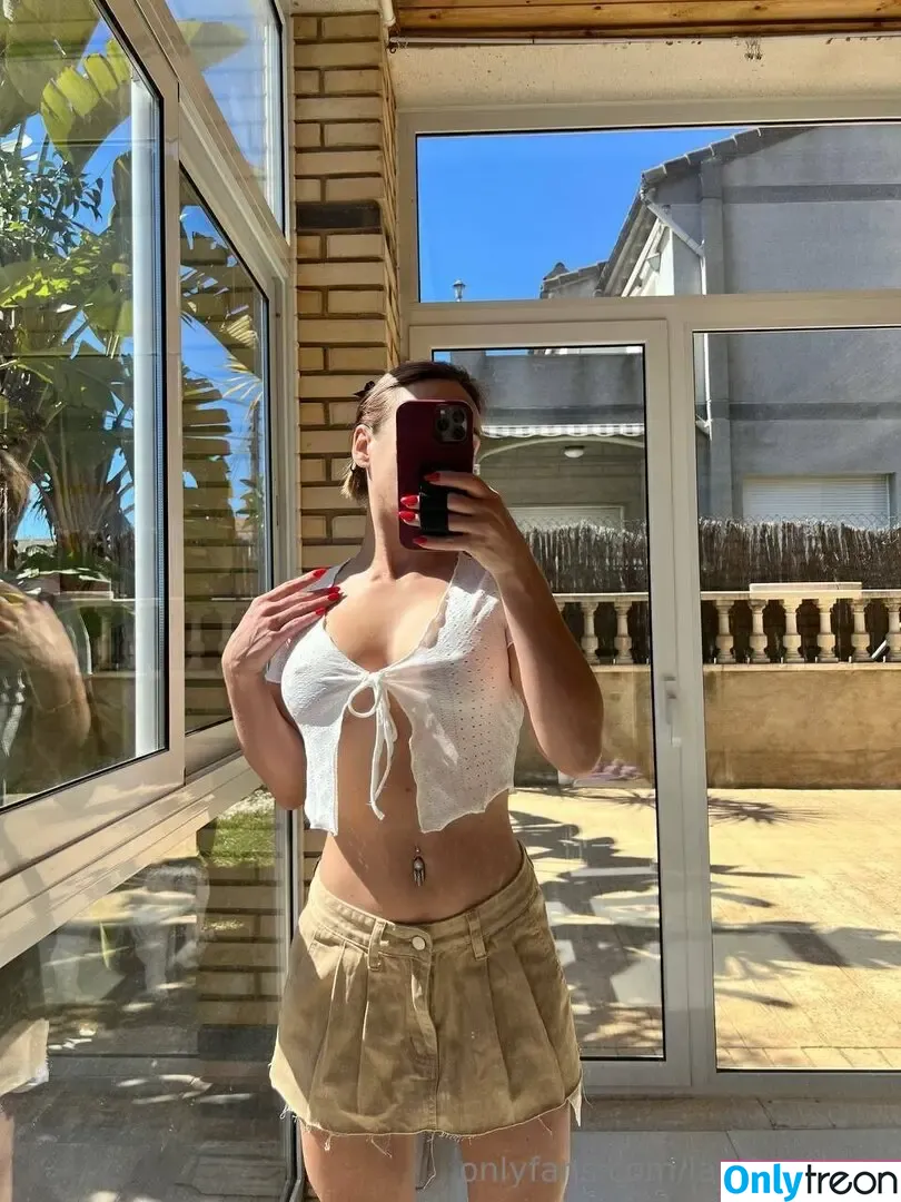 iamlunahale nude photo #0044 (iamlunahale)