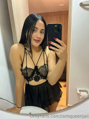iamqueenjaii / iamqueenolizia nude photo #0022