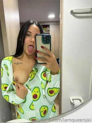 iamqueenjaii / iamqueenolizia nude photo #0038