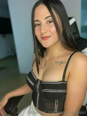 iamqueenjaii / iamqueenolizia nude photo #0216