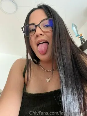 iamqueenjaii / iamqueenolizia nude photo #0255