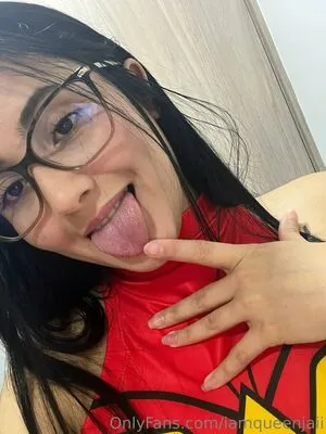 iamqueenjaii / iamqueenolizia nude photo #0291