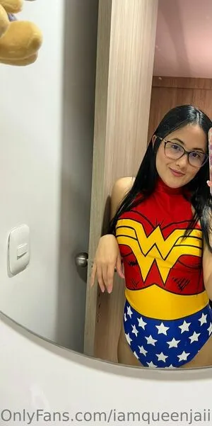 iamqueenjaii / iamqueenolizia nude photo #0295