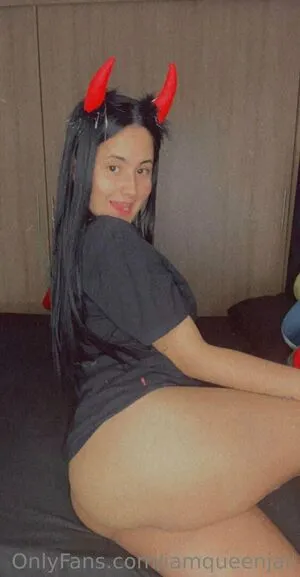 iamqueenjaii / iamqueenolizia nude photo #0343