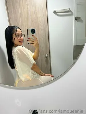 iamqueenjaii / iamqueenolizia nude photo #0350