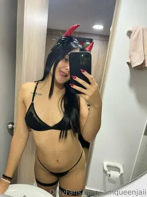 iamqueenjaii / iamqueenolizia nude photo #0365