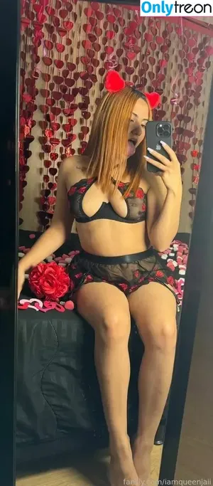 iamqueenjaii / iamqueenolizia nude photo #0631