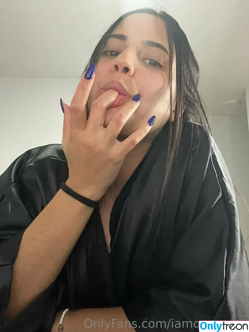 iamqueenjaii nude photo #0073 (iamqueenolizia)
