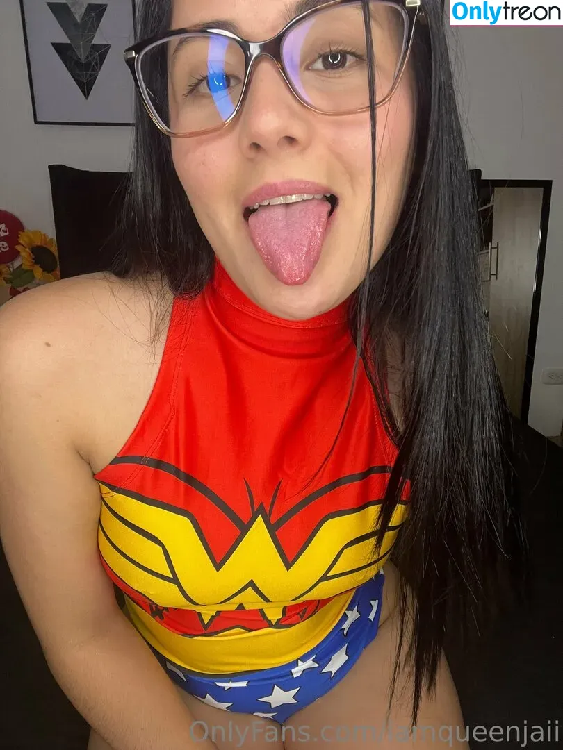 iamqueenjaii nude photo #0294 (iamqueenolizia)