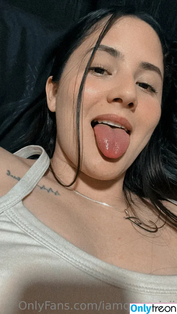 iamqueenjaii nude photo #0301 (iamqueenolizia)