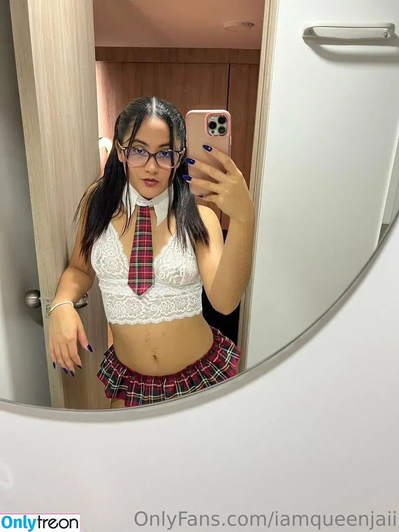 iamqueenjaii nude photo #0311 (iamqueenolizia)
