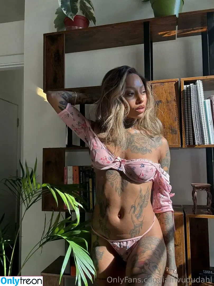 iamvududahl nude photo #0026 (vudu_dahl)