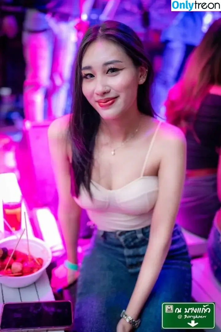 iAsian4u nude photo #0054 (TheBlackAlley / _vivian_cheng_ / nigella_pty)