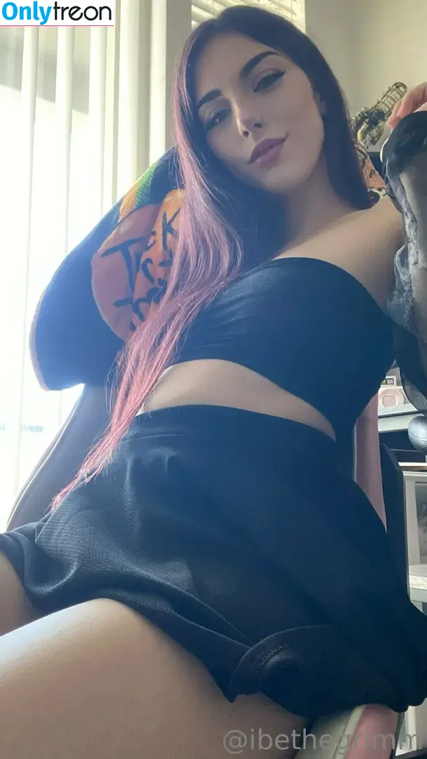 ibethegrimmx nude photo #0010 (ibethegrimmx)