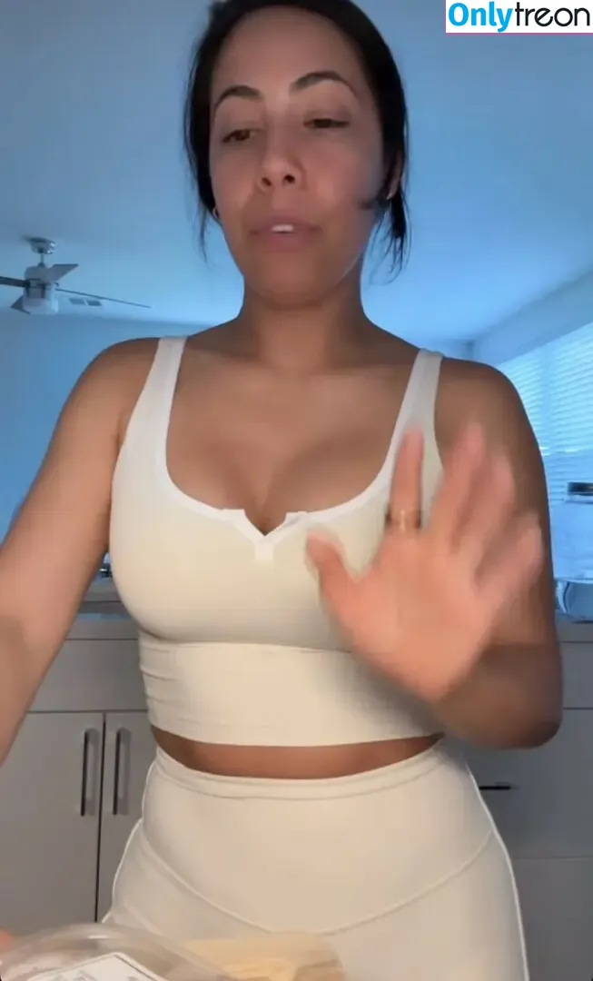 icebae nude photo #0016 (icebaebae__)