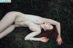 Icelandic Selkie / icelandicselkie / realmofhel.free nude photo #0233