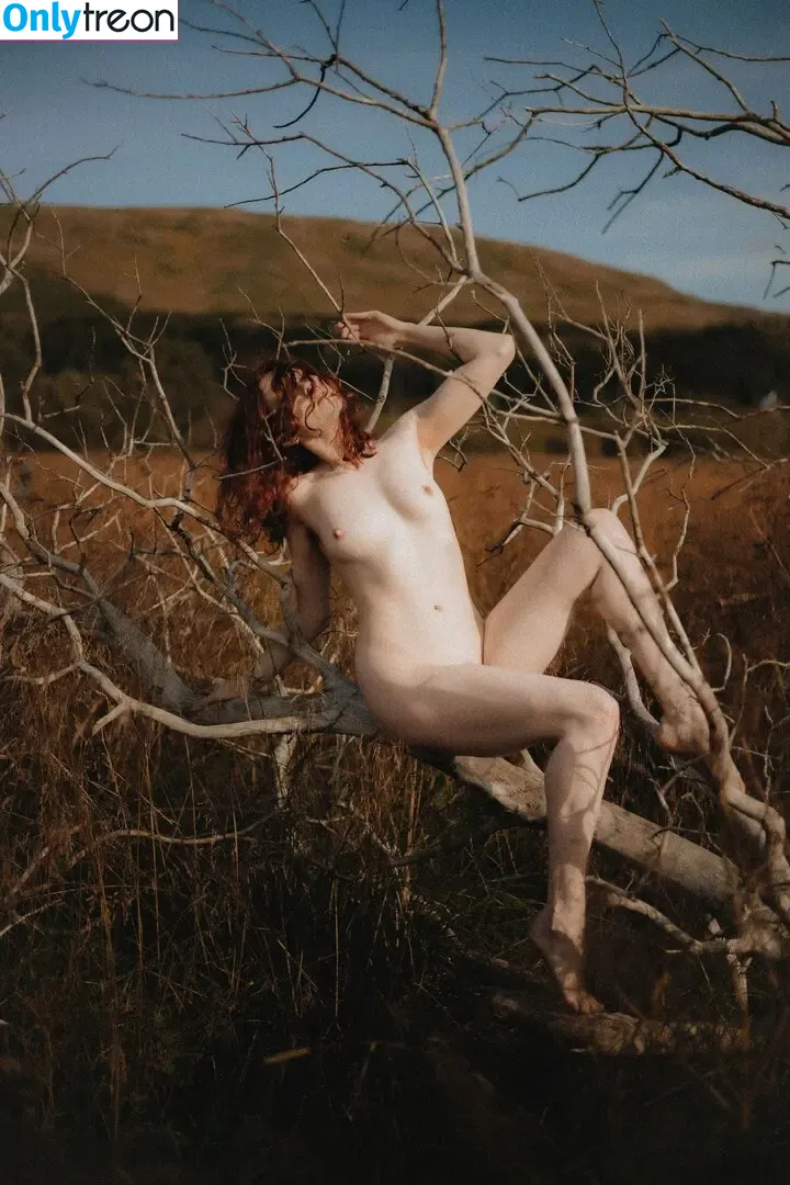 Icelandic Selkie nude photo #0057 (icelandicselkie / realmofhel.free)