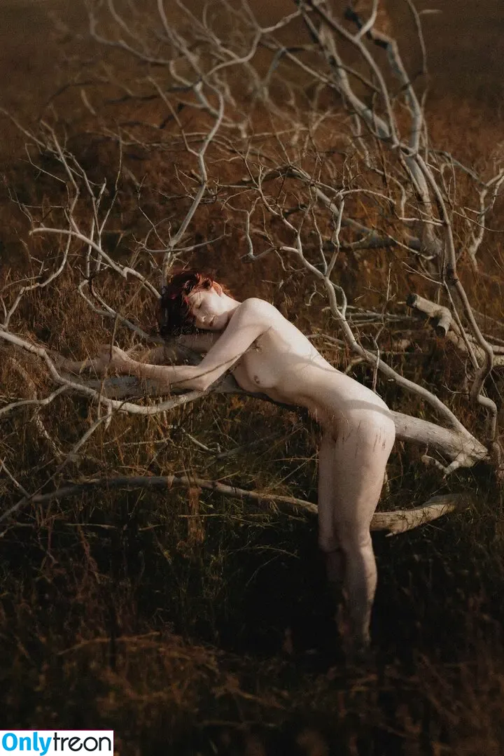 Icelandic Selkie nude photo #0061 (icelandicselkie / realmofhel.free)