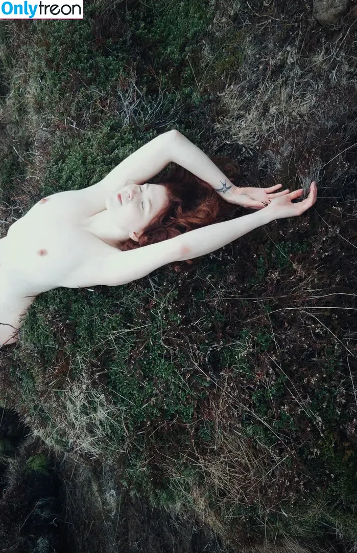 Icelandic Selkie nude photo #0247 (icelandicselkie / realmofhel.free)