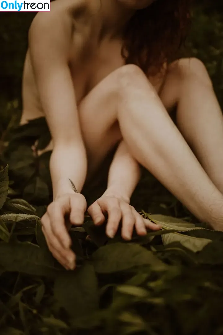 Icelandic Selkie nude photo #0307 (icelandicselkie / realmofhel.free)