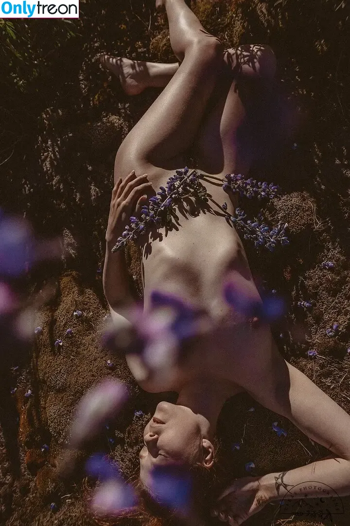 Icelandic Selkie nude photo #0392 (icelandicselkie / realmofhel.free)